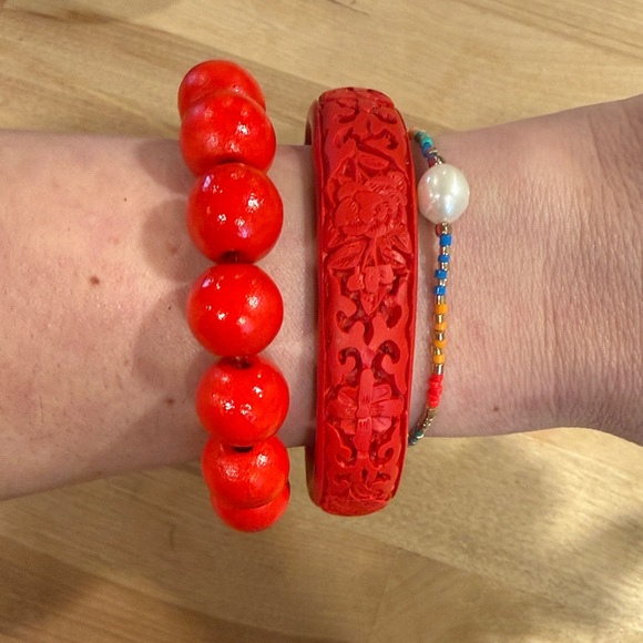 Plunder Red Beaded Bracelet - Picture 3 of 3